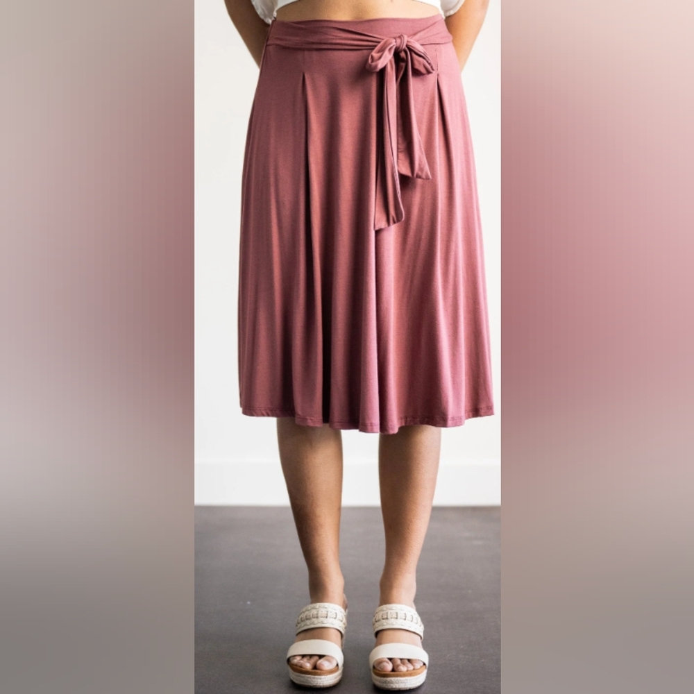 EUC Women’s SOZY Modal Midi Tie-Waist Midi Skirt in Dusty Rose